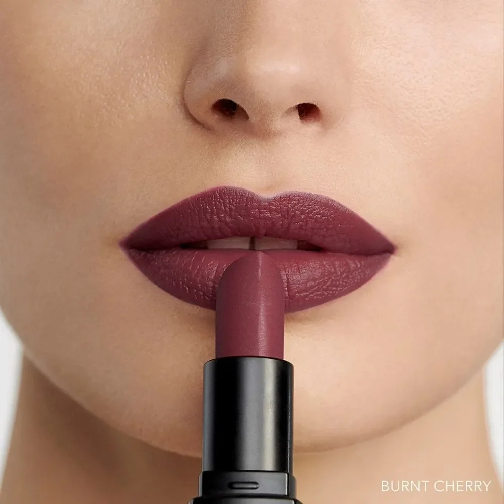 Bobbi Brown Luxe Matte Lip Color in Burnt   Cherry (Berry Red)